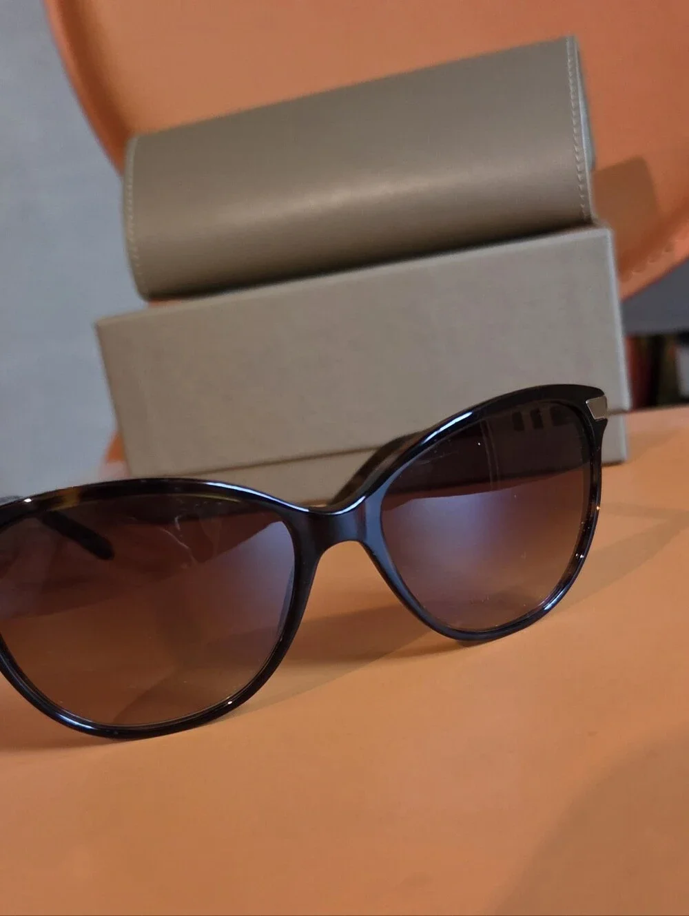 BURBERRY BE4216 Dark Havana Brown Gradient Sunglasses New with Box